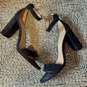 Pelle Moda Briar very comfortable navy blue heels sandal